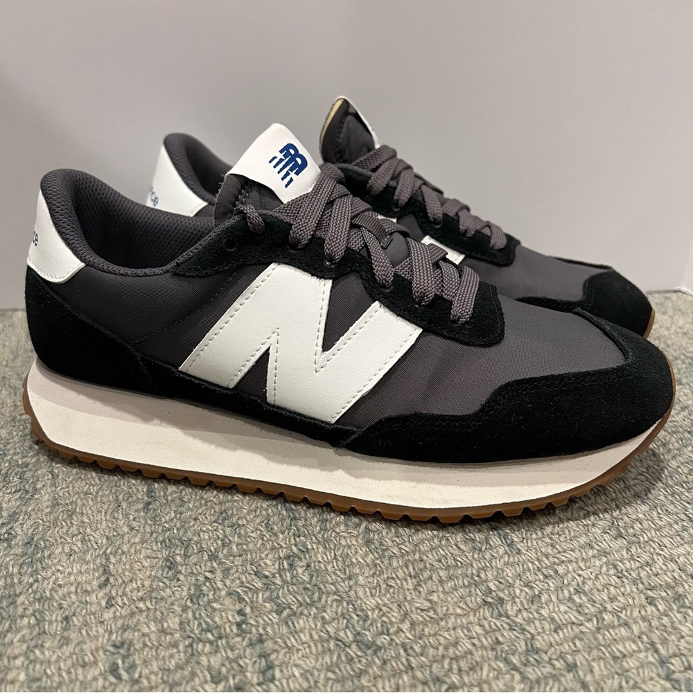 New Balance 237R Charcoal and Black sneakers